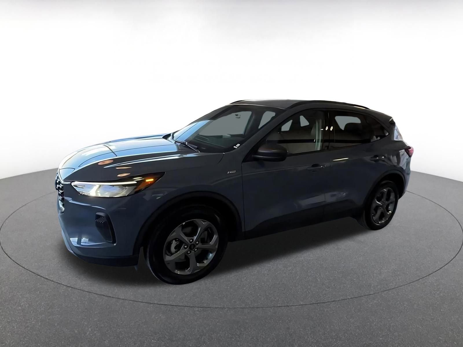 Used 2025 Ford Escape ST-Line image 7