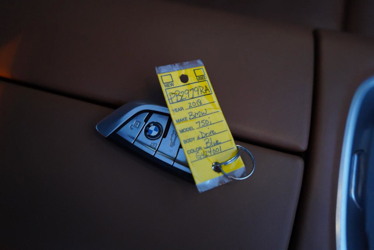 Used 2018 BMW 750i xDrive image 86