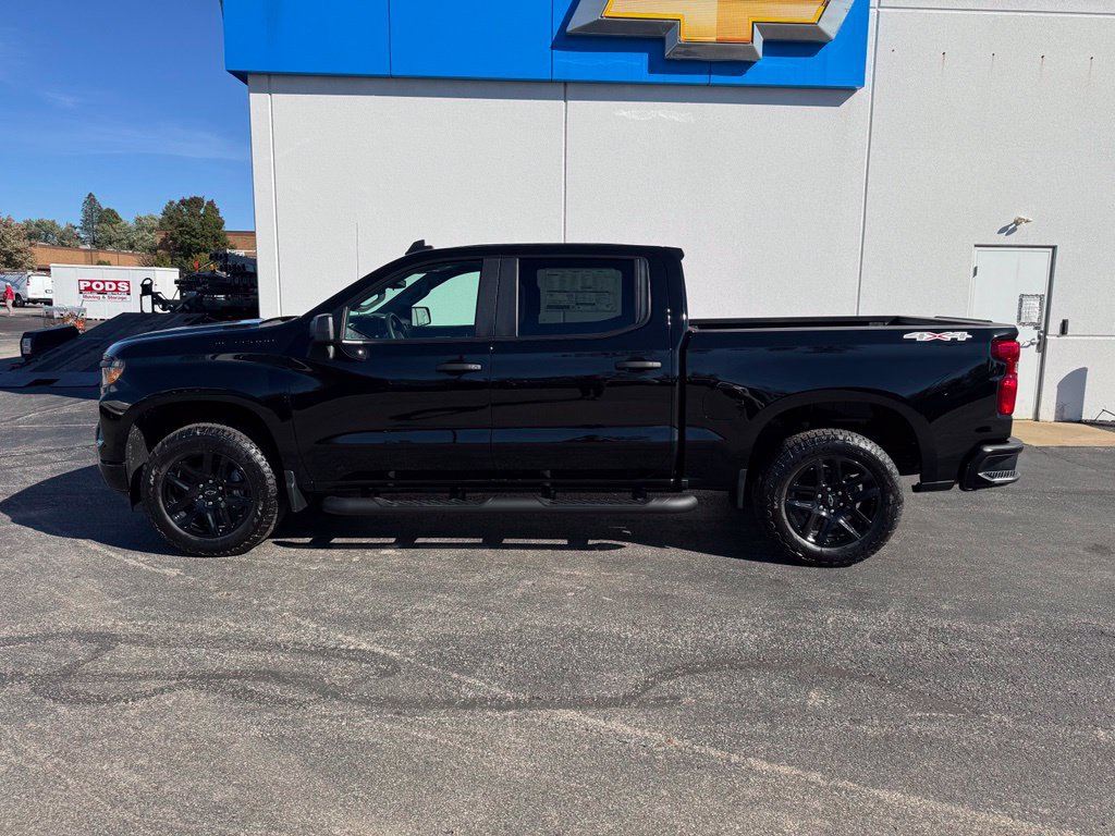 New 2026 Chevrolet Silverado 1500 Custom w/ Turbomax Blackout Package AWD/4WD image 4
