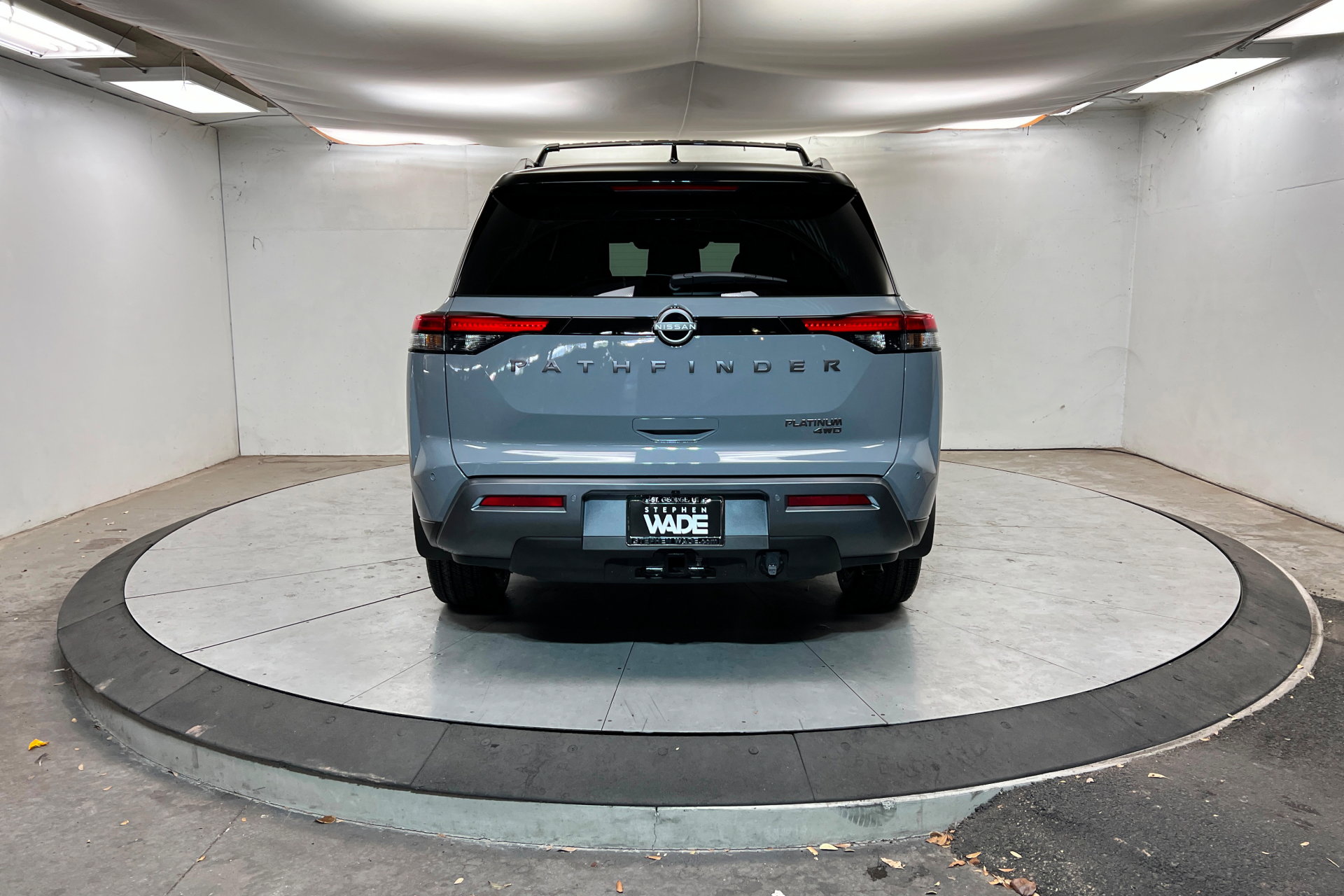 New 2026 Nissan Pathfinder Platinum image 4