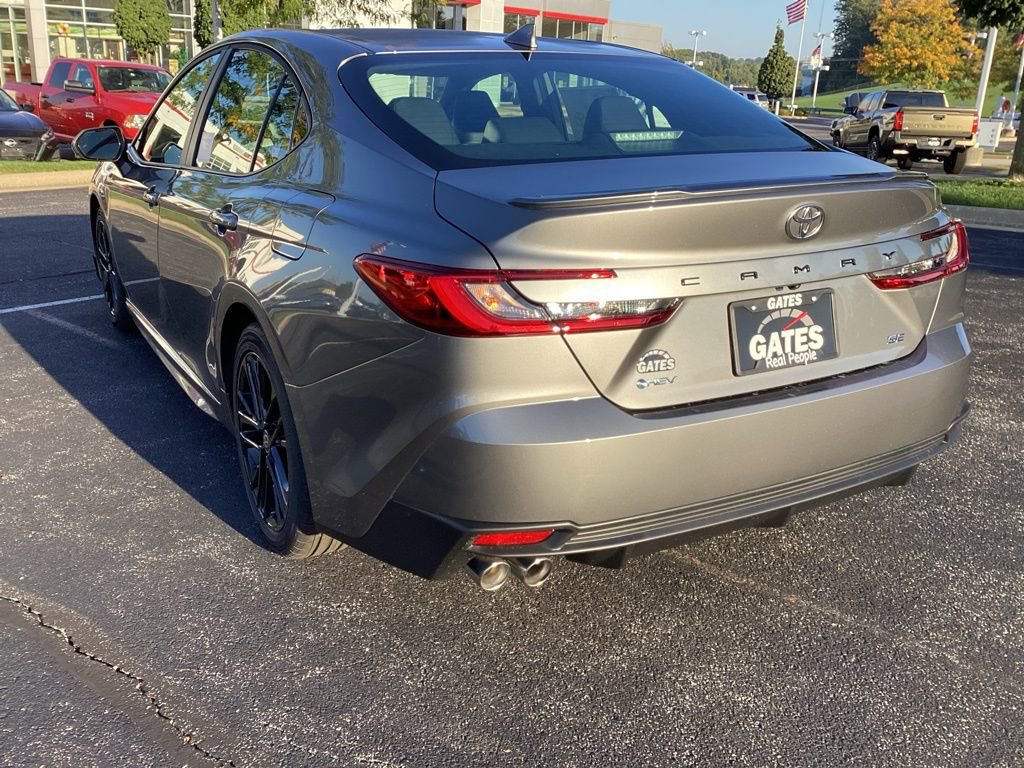 New 2026 Toyota Camry Hybrid image 3