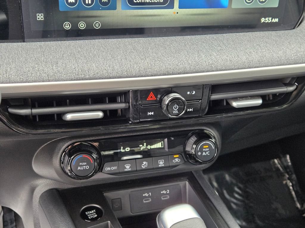 New 2026 Nissan Kicks SV w/ SV Premium Package FWD image 12