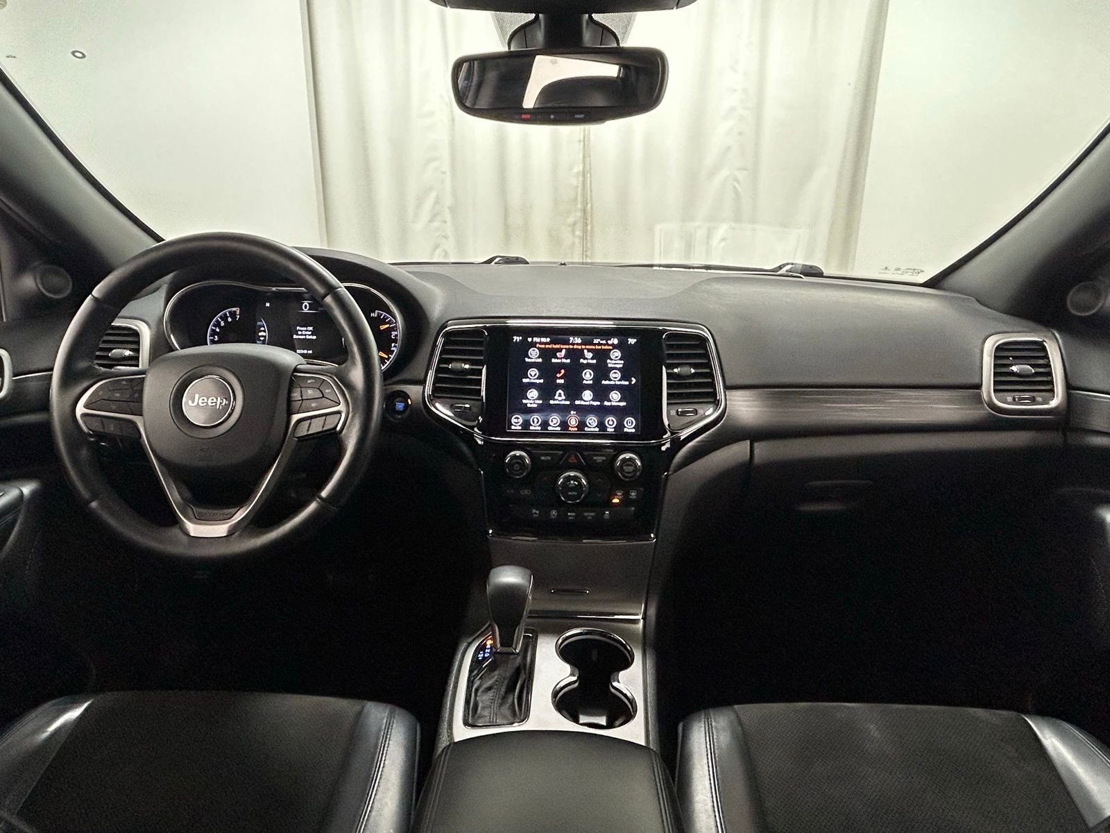 Used 2019 Jeep Grand Cherokee Altitude image 8