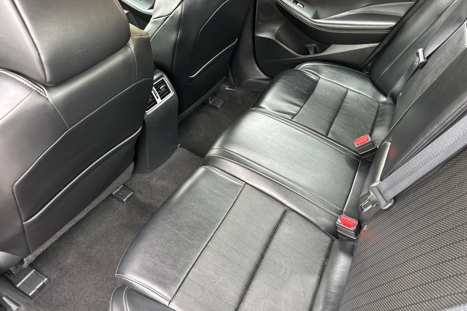 Used 2021 Nissan Maxima 3.5 SV w/ Floor Mat Group FWD image 11