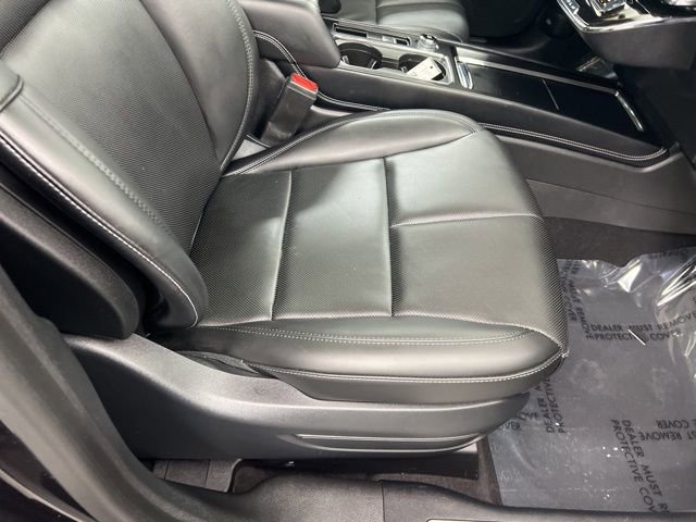 Certified 2024 Lincoln Corsair AWD w/ Equipment Group 101A image 24