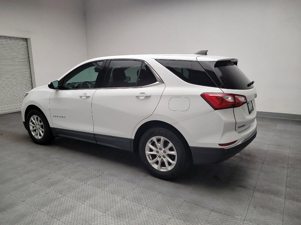 Used 2020 Chevrolet Equinox LT w/ Driver Convenience Package FWD image 3