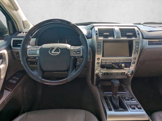 Used 2019 Lexus GX 460 Luxury image 15