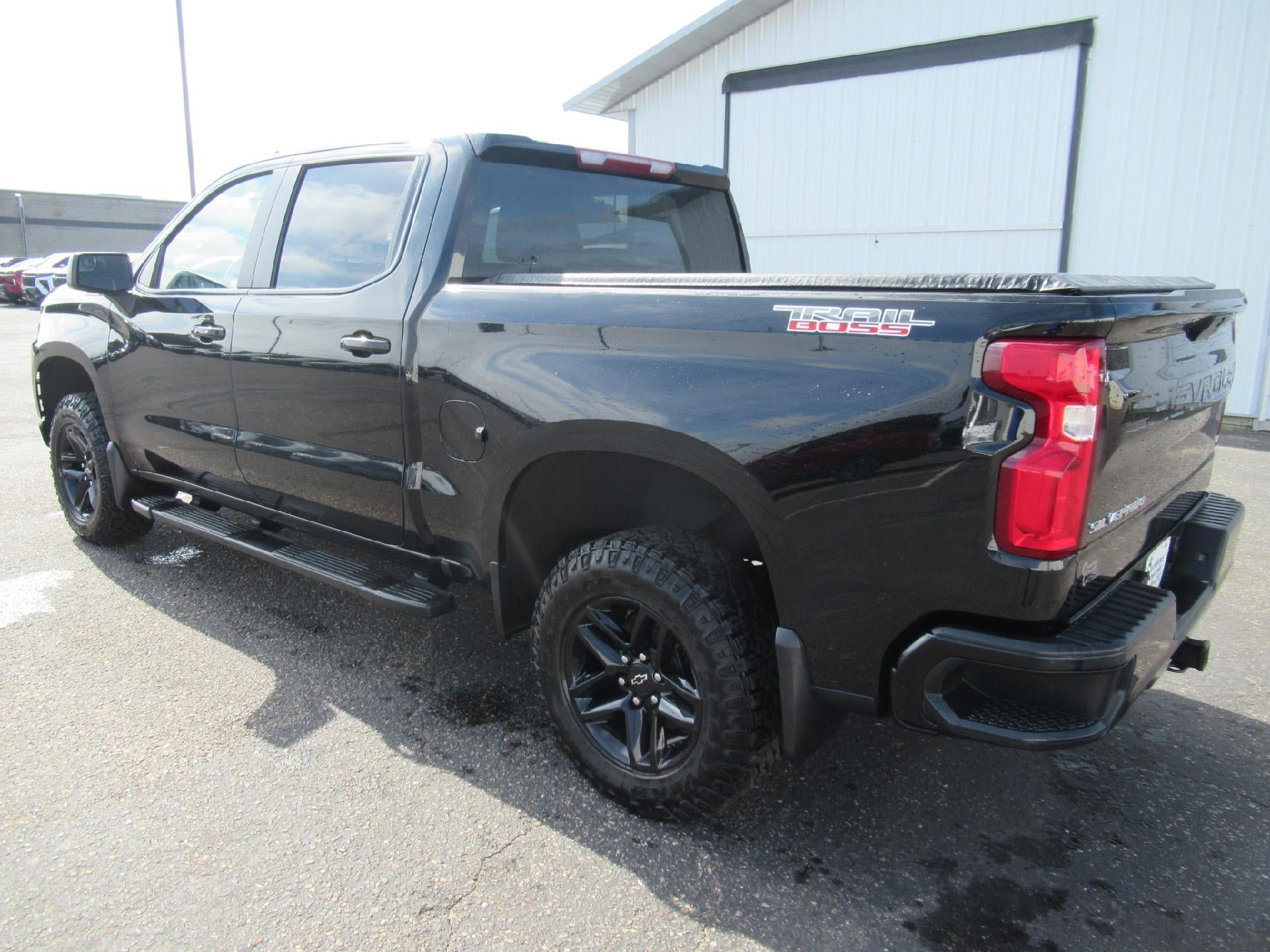 Used 2021 Chevrolet Silverado 1500 LT Trail Boss w/ Bed Protection Package AWD/4WD image 7
