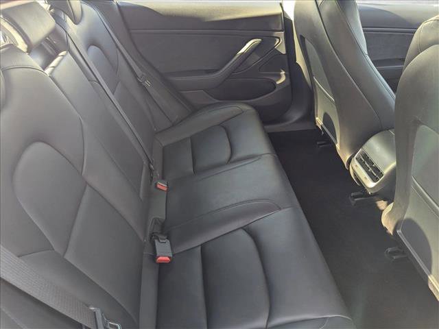 Used 2019 Tesla Model 3 Standard Range Plus image 18