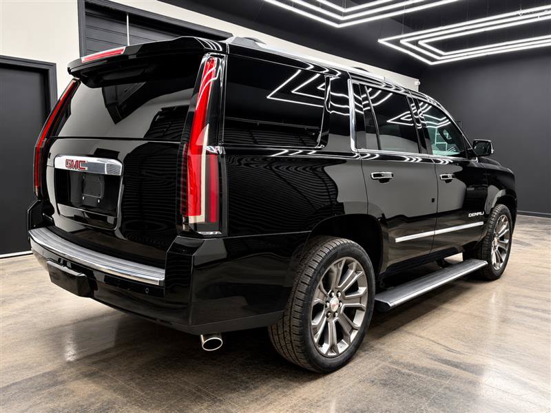 Used 2015 GMC Yukon Denali w/ Premium Package AWD/4WD image 5