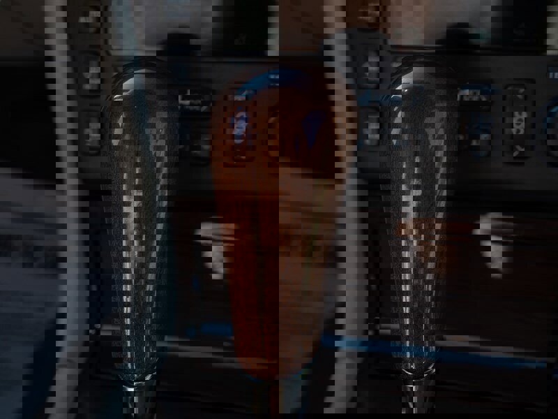 Used 1999 Cadillac Seville SLS w/ Personalization Pkg image 26