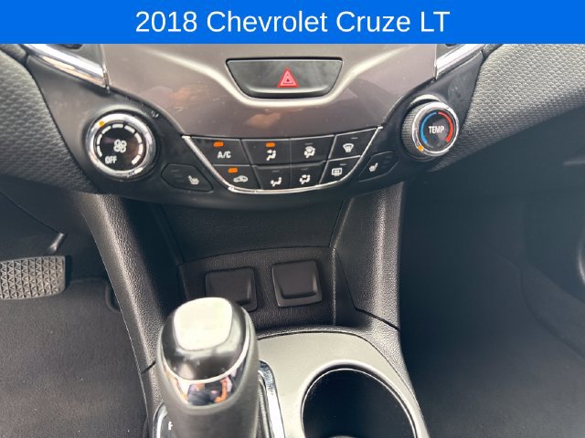 Certified 2018 Chevrolet Cruze LT w/ Convenience Package FWD image 18