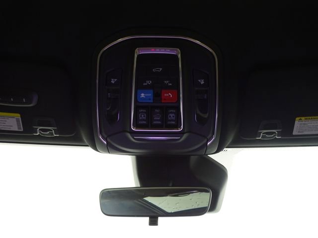 Used 2025 Jeep Grand Cherokee L Limited image 30