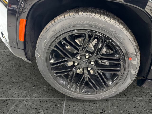 New 2026 Jeep Grand Wagoneer L Limited AWD/4WD image 28