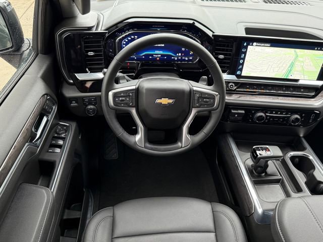 Used 2025 Chevrolet Silverado 1500 LTZ w/ Z71 Off-Road Package AWD/4WD image 24