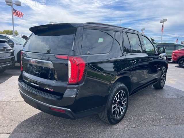 Used 2023 GMC Yukon AT4 w/ AT4 Premium Package AWD/4WD image 5