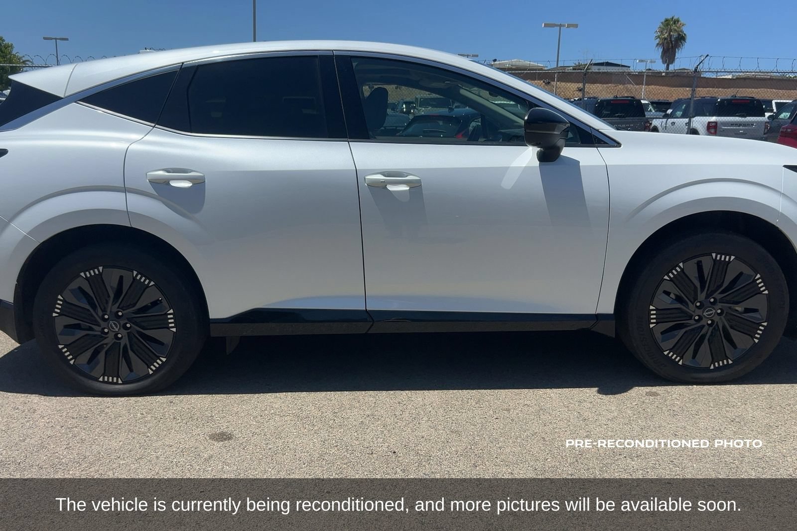 Used 2025 Nissan Murano Platinum w/ Cargo Package AWD/4WD image 4