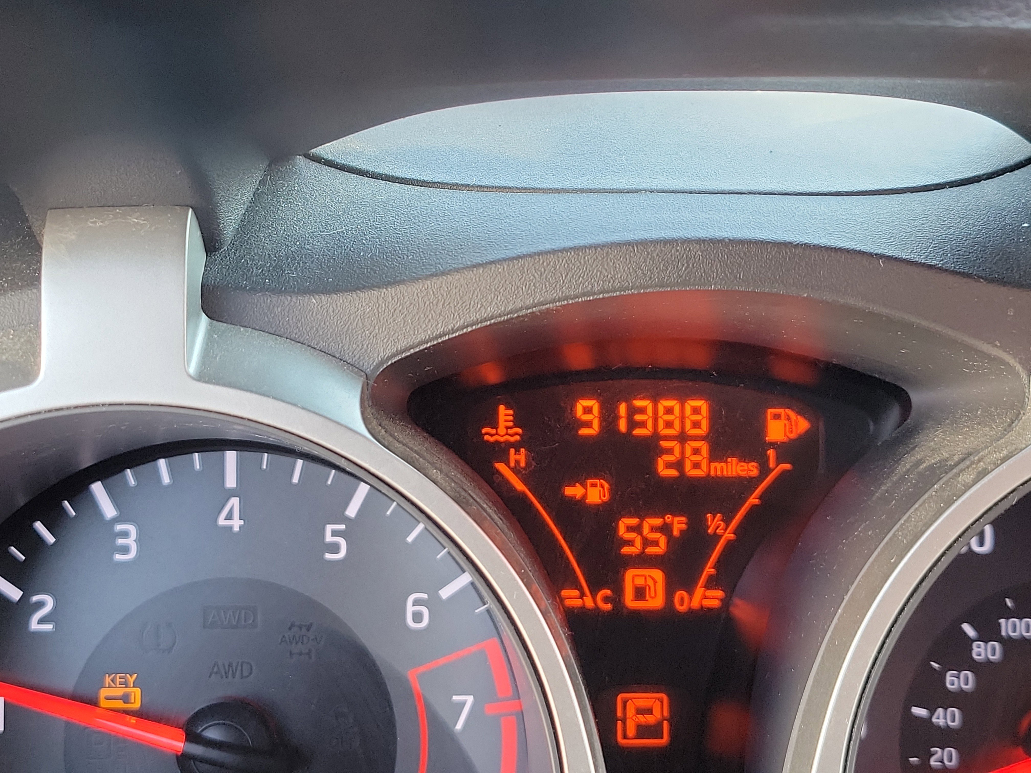 Used 2015 Nissan Juke SV w/ Cold Weather Package AWD/4WD image 18