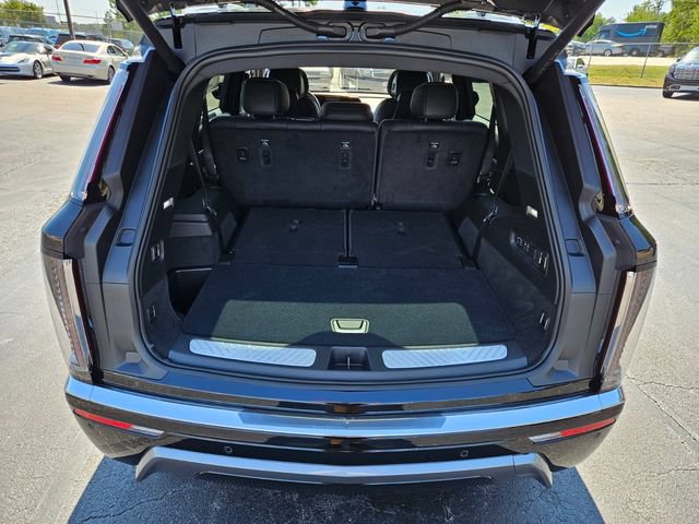 New 2027 Cadillac Vistiq Luxury AWD/4WD image 18