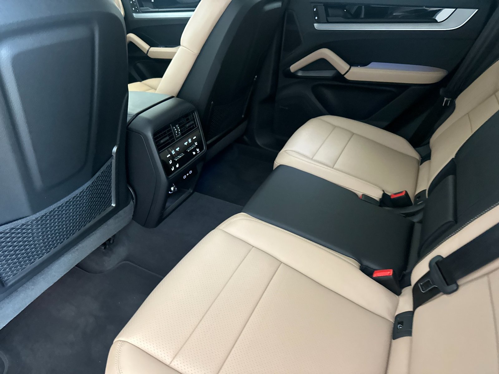 New 2026 Porsche Cayenne AWD/4WD image 13