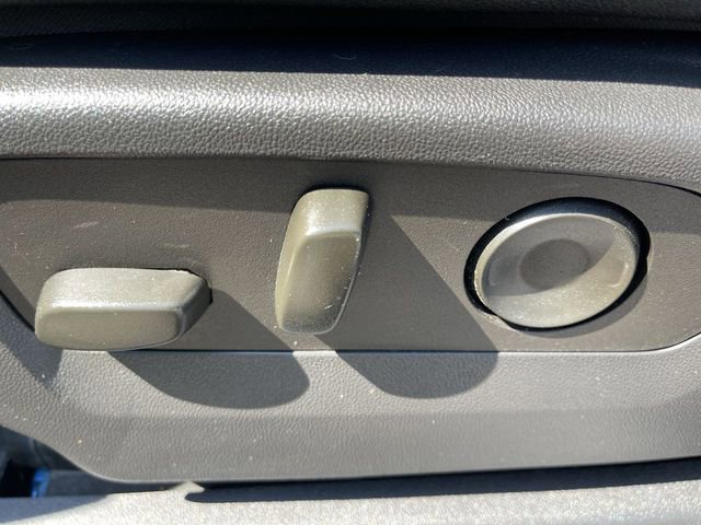 Used 2022 Chevrolet Silverado 1500 ZR2 w/ Technology Package AWD/4WD image 12