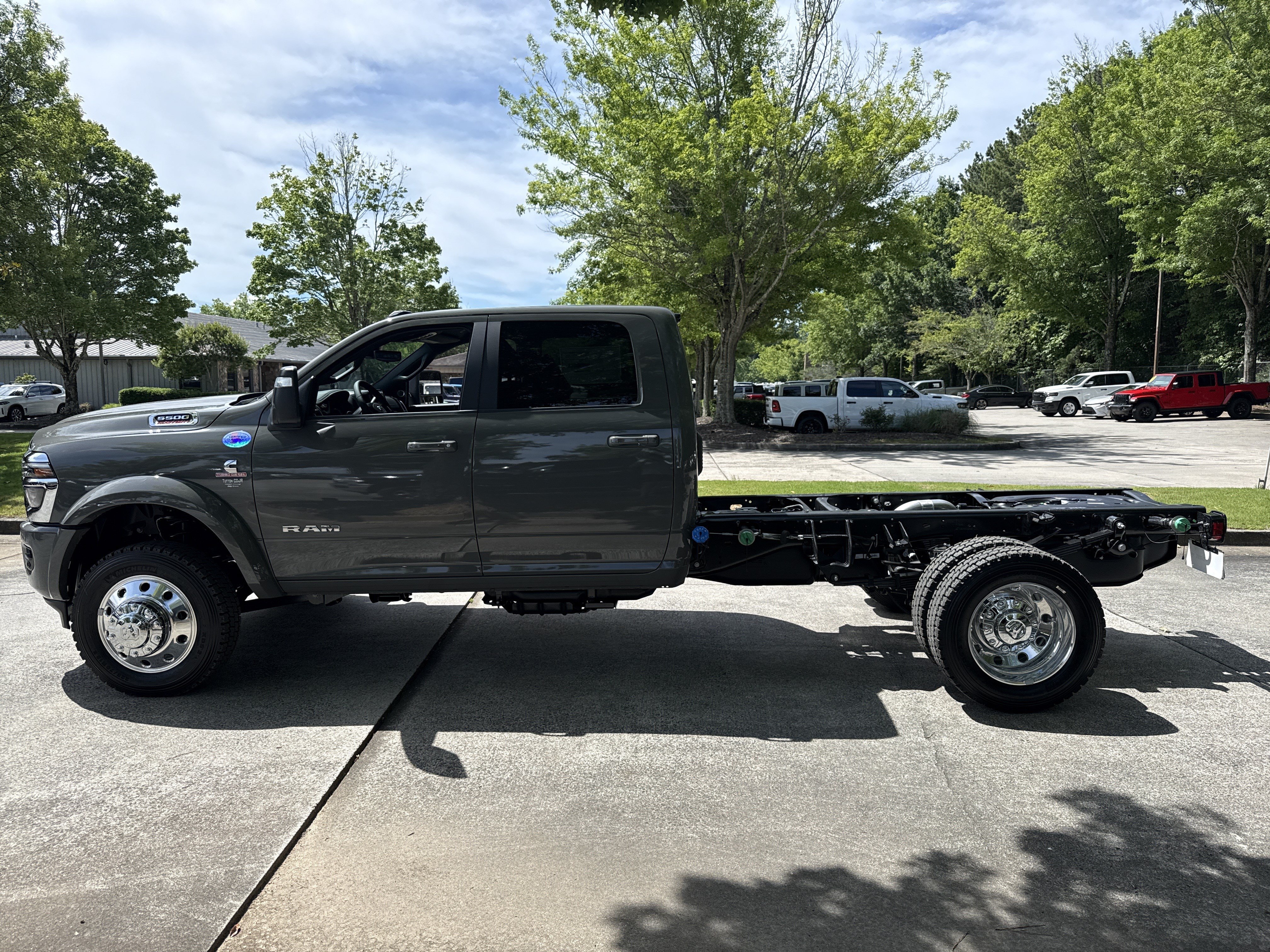 New 2026 RAM 5500 4x4 Crew Cab w/ Laramie Trim Package image 4