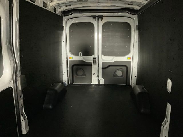 New 2026 Ford Transit 250 148 Medium Roof w/ Load Area Protection Package image 15