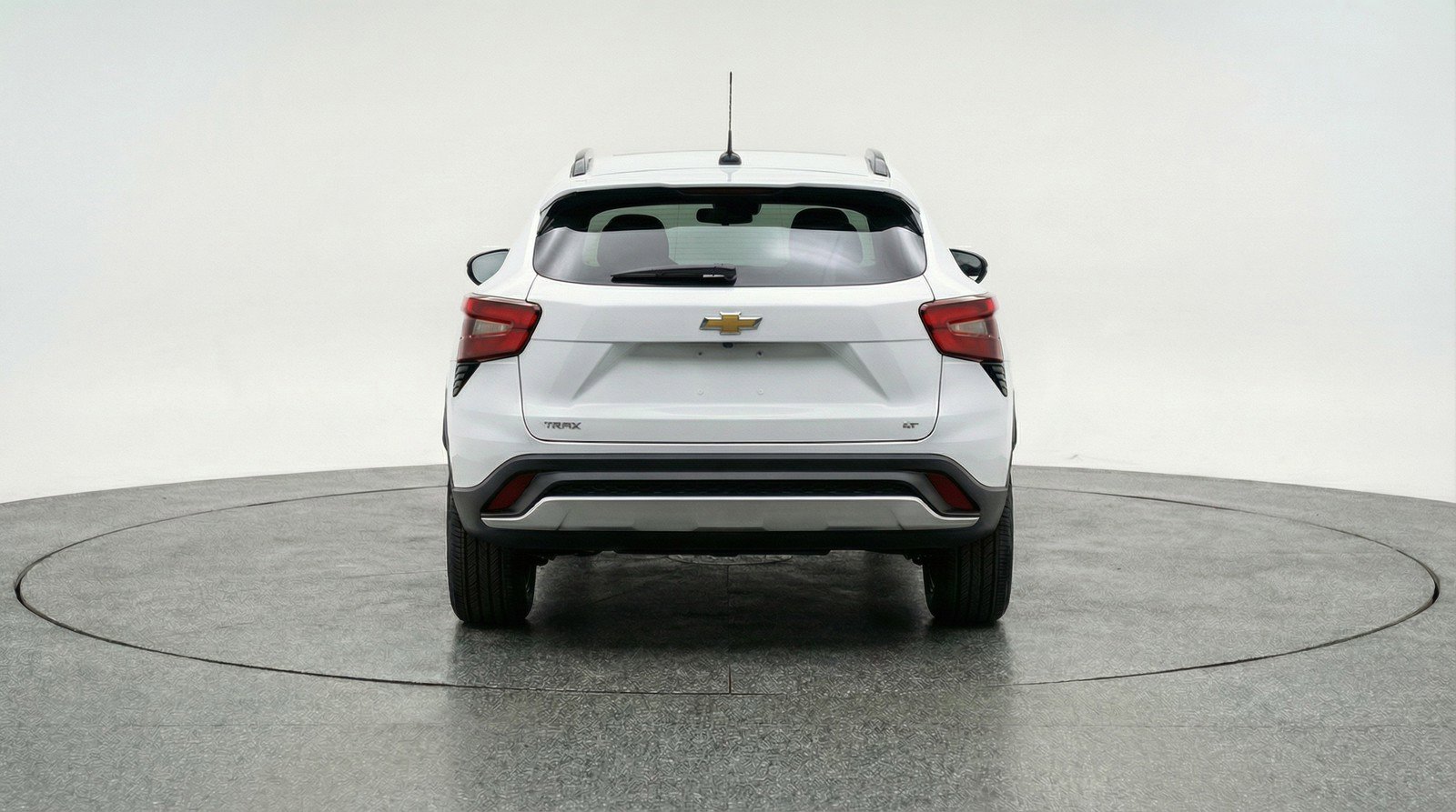 Used 2025 Chevrolet Trax LT image 7