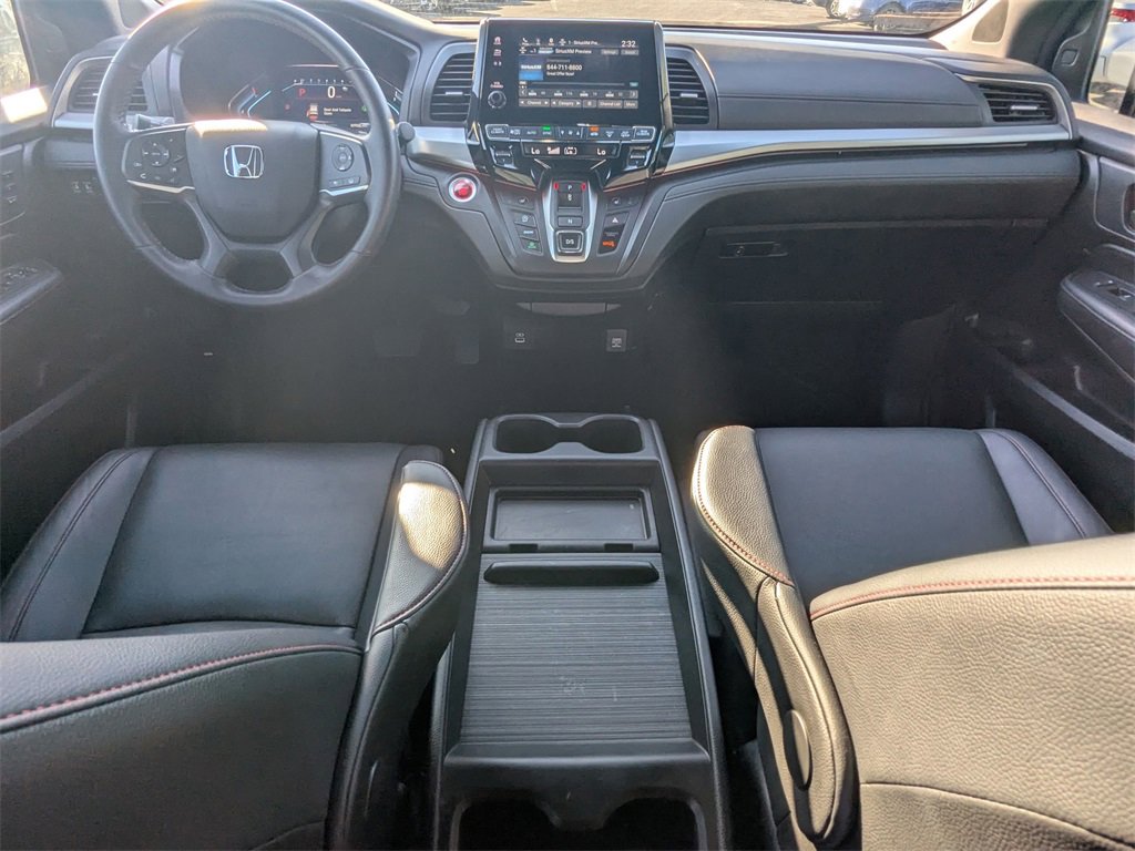 Used 2024 Honda Odyssey Sport image 16