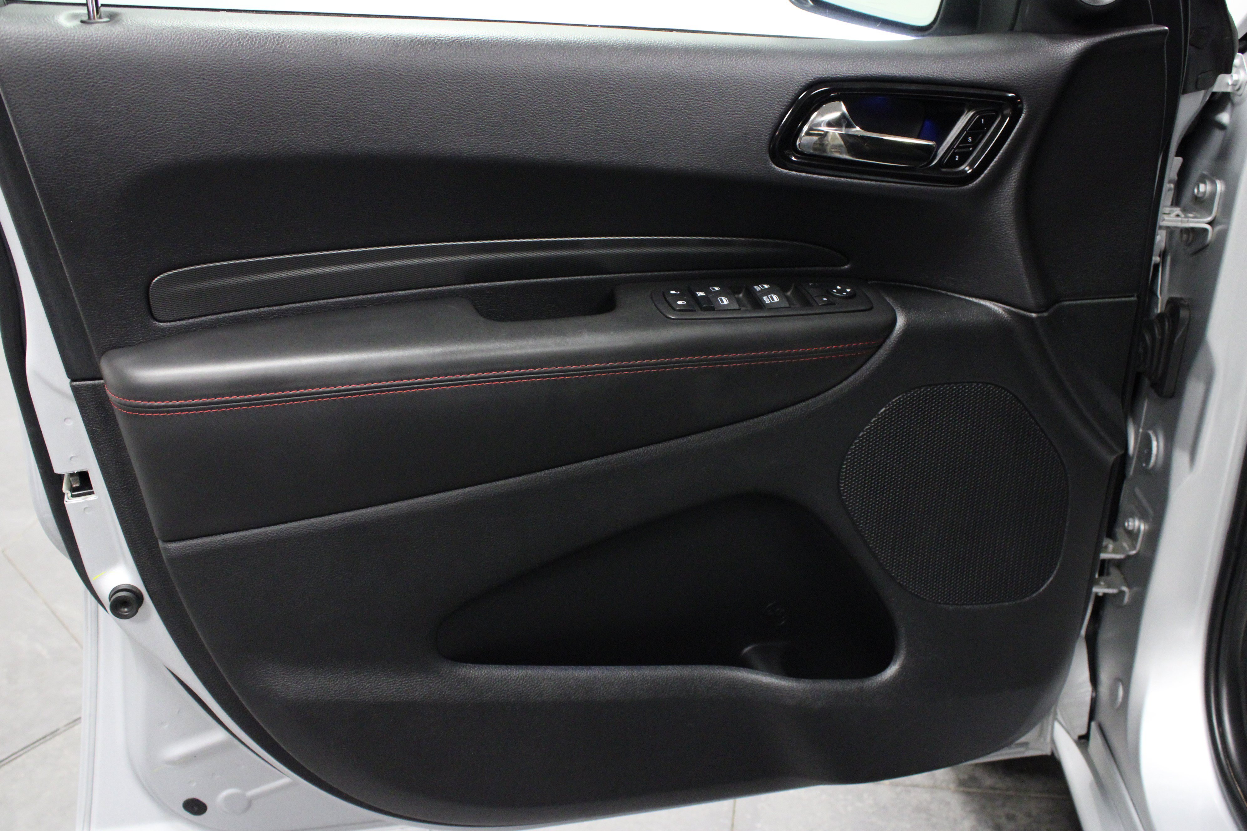 Used 2025 Dodge Durango R/T AWD/4WD image 11