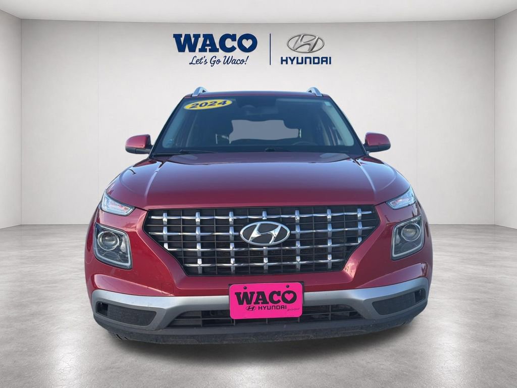 Used 2023 Hyundai Venue SEL w/ Cargo Package FWD image 2