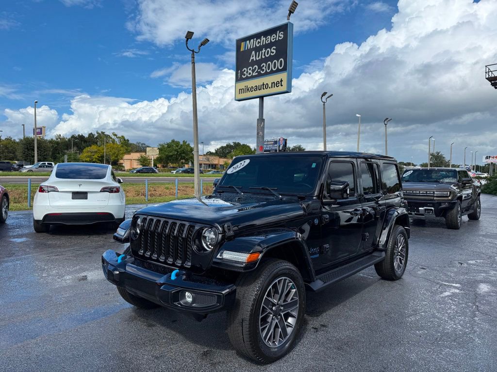 Used 2022 Jeep Wrangler Unlimited Sahara image 1