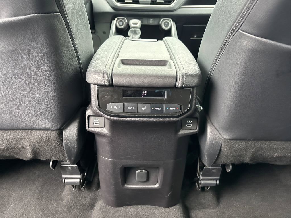 Used 2025 Toyota Grand Highlander XLE image 27