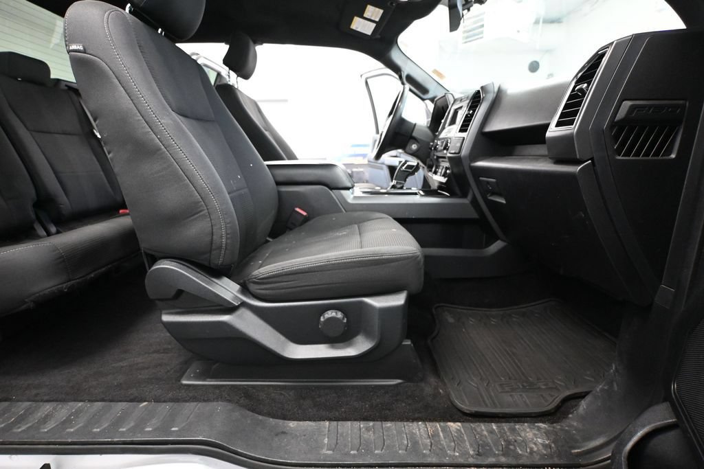 Used 2016 Ford F150 XLT w/ Equipment Group 301A Mid AWD/4WD image 39