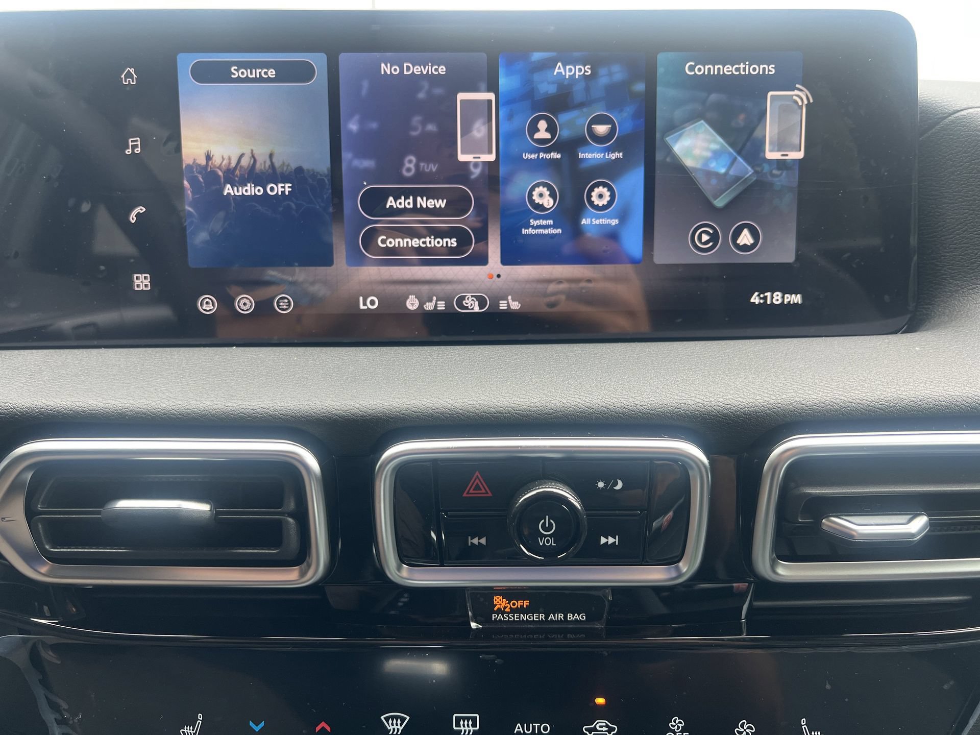 New 2026 Nissan Sentra SV w/ SV Convenience Package FWD image 4