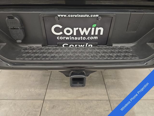 Used 2024 Chevrolet Colorado ZR2 w/ ZR2 Convenience Package III AWD/4WD image 19