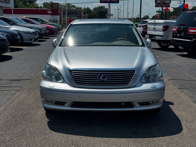 Used 2004 Lexus LS 430 RWD image 2