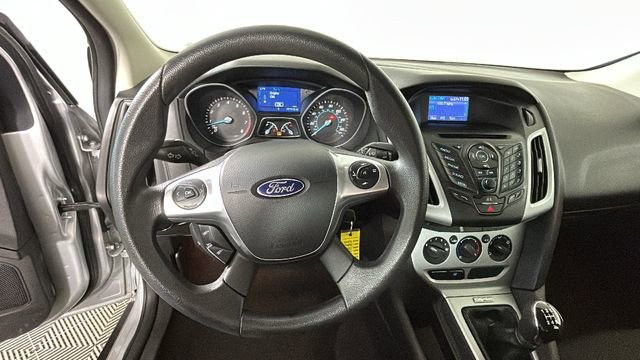Used 2014 Ford Focus SE FWD image 15