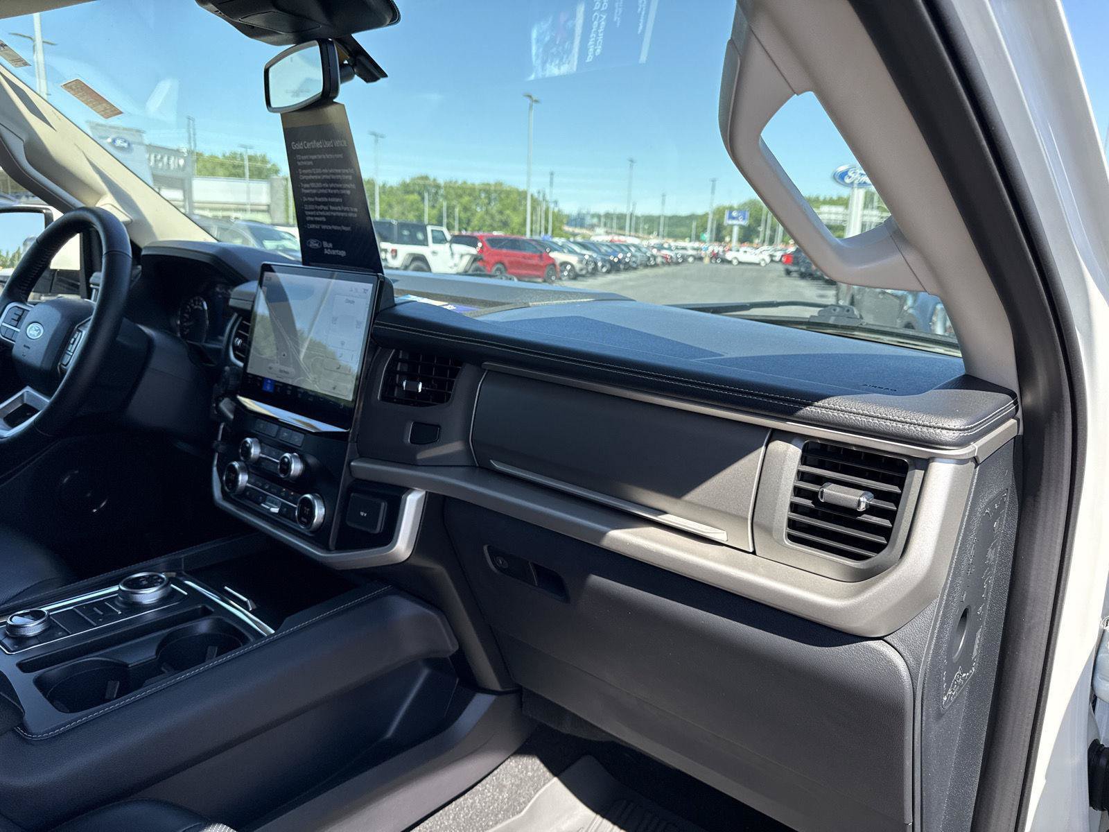 Certified 2024 Ford Expedition XLT AWD/4WD image 27
