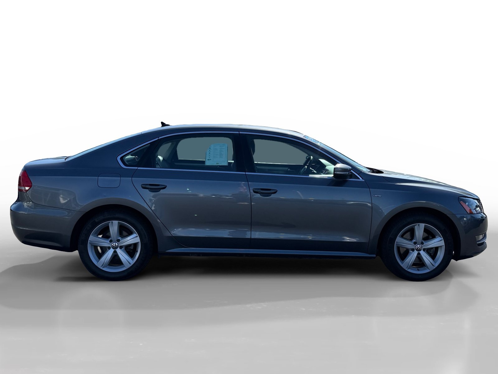 Used 2015 Volkswagen Passat 1.8T Limited Edition FWD image 6