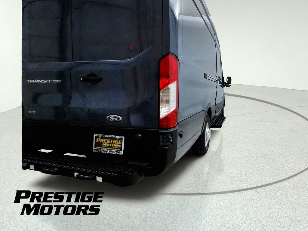 Used 2022 Ford Transit 250 148 High Roof Extended AWD w/ Parcel Delivery Package image 7
