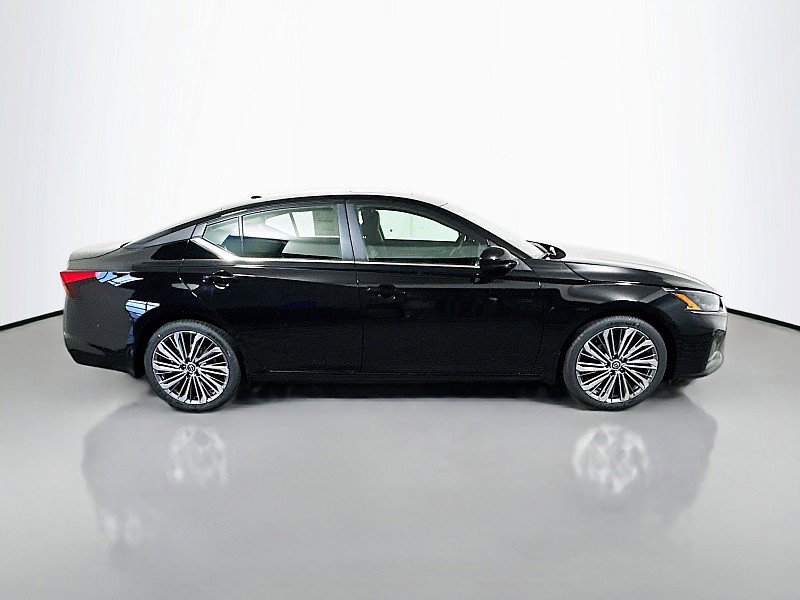 New 2026 Nissan Altima 2.5 SV w/ SV Premium Package image 8