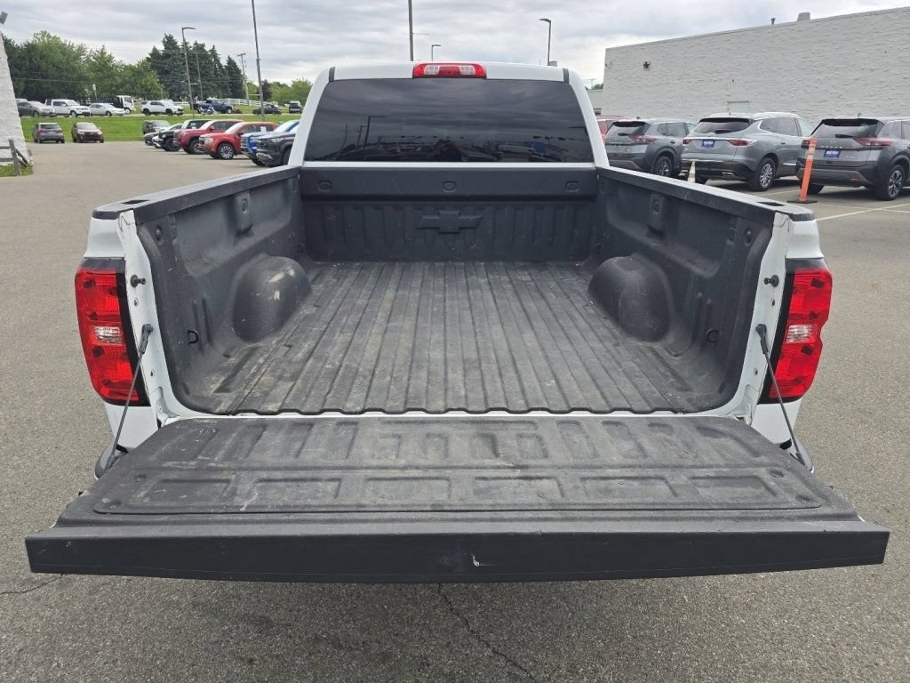 Used 2018 Chevrolet Silverado 1500 LT w/ All Star Edition AWD/4WD image 19