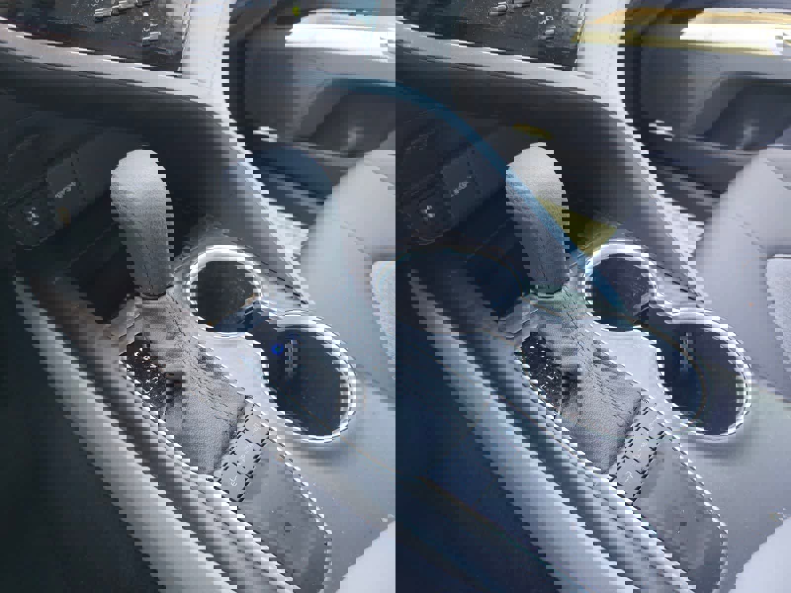 Used 2022 Toyota Camry LE FWD image 17