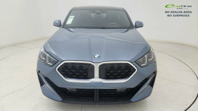 Used 2025 BMW X2 xDrive28i w/ Technology Package image 2