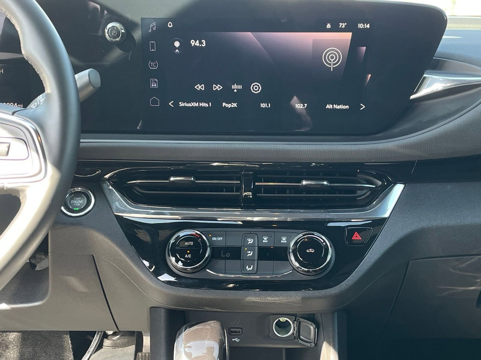 Used 2025 Buick Envista Sport Touring image 17