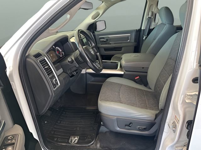 Used 2018 RAM 1500 SLT AWD/4WD image 8
