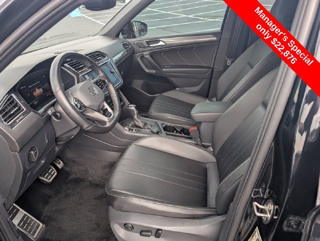 Used 2023 Volkswagen Tiguan SE R-Line AWD/4WD image 14