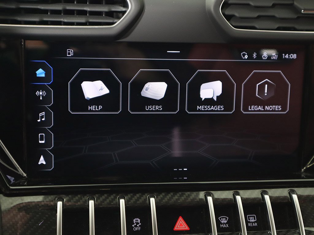 Used 2022 Lamborghini Urus image 48