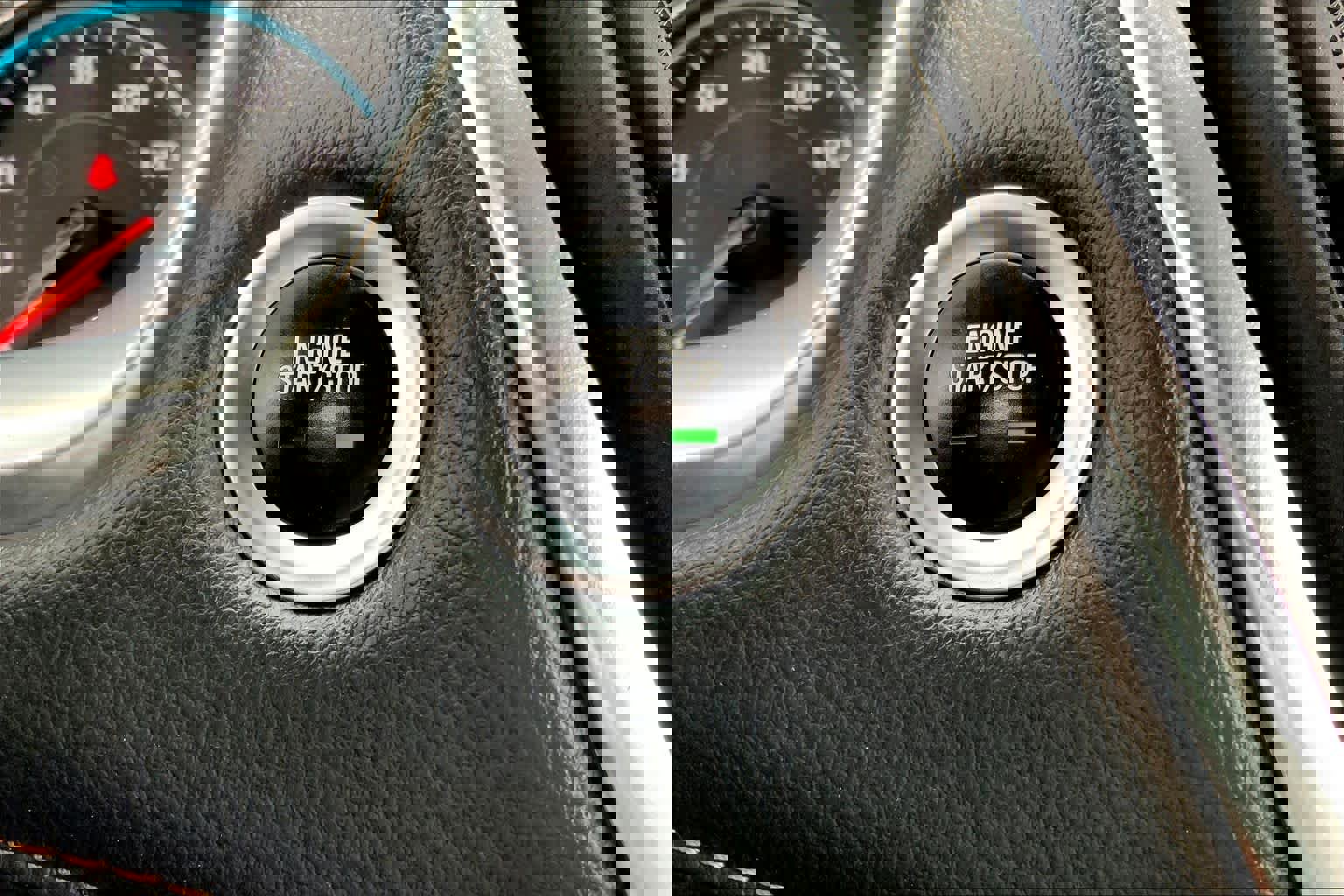 Used 2020 Chevrolet Traverse LT image 32